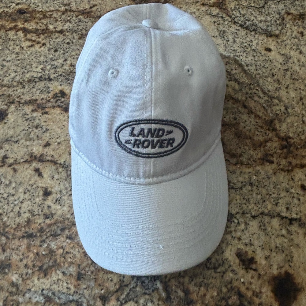 Land Rover hat
